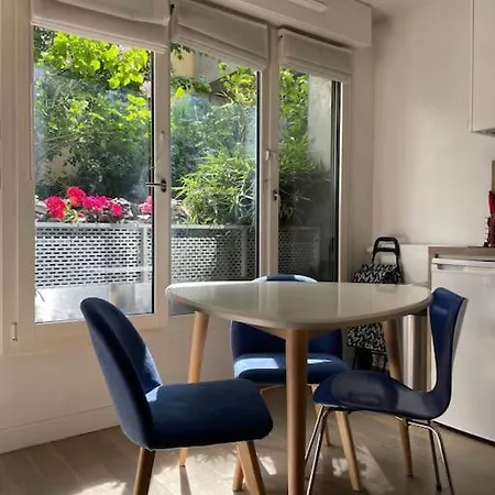 Sublime 2 P 36 M2 14 Alesia Neuf Climatise Paris