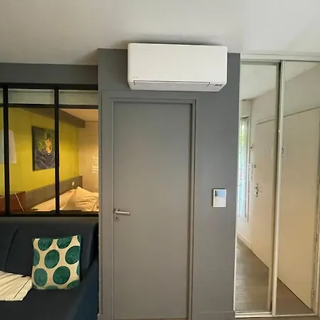Sublime 2 P 36 M2 14 Alesia Neuf Climatise Apartment